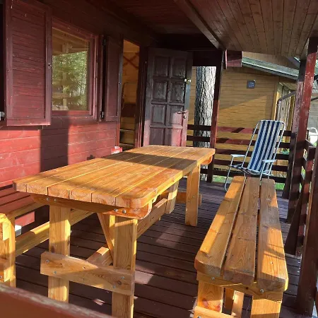 Letniskowy Nad Jeziorem, Las, Mazury Holiday home *