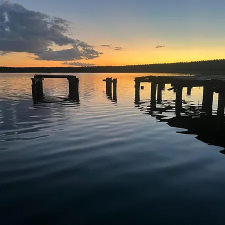 Letniskowy Nad Jeziorem, Las, Mazury Сasa de vacaciones Wiartel Maly